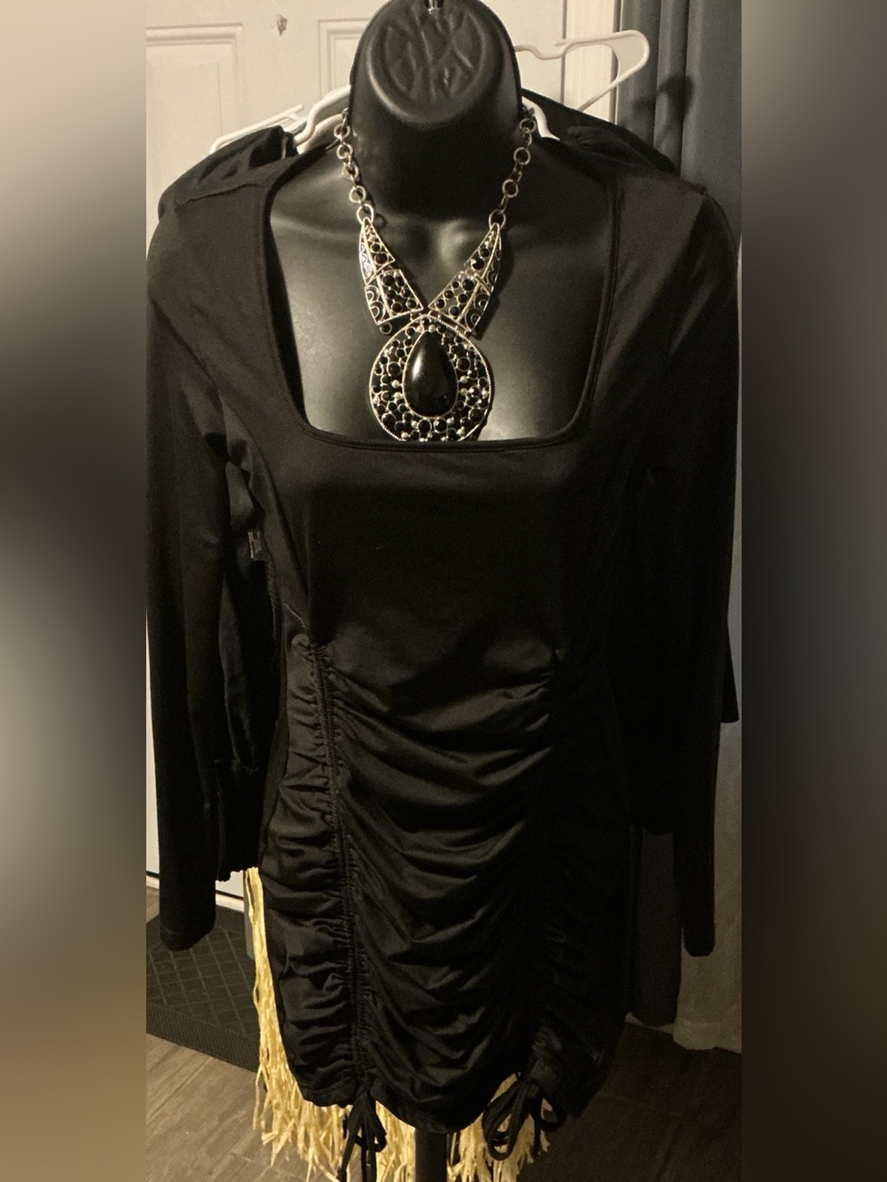 Black Long Sleeve Ruched Bodycon Dress. Medium